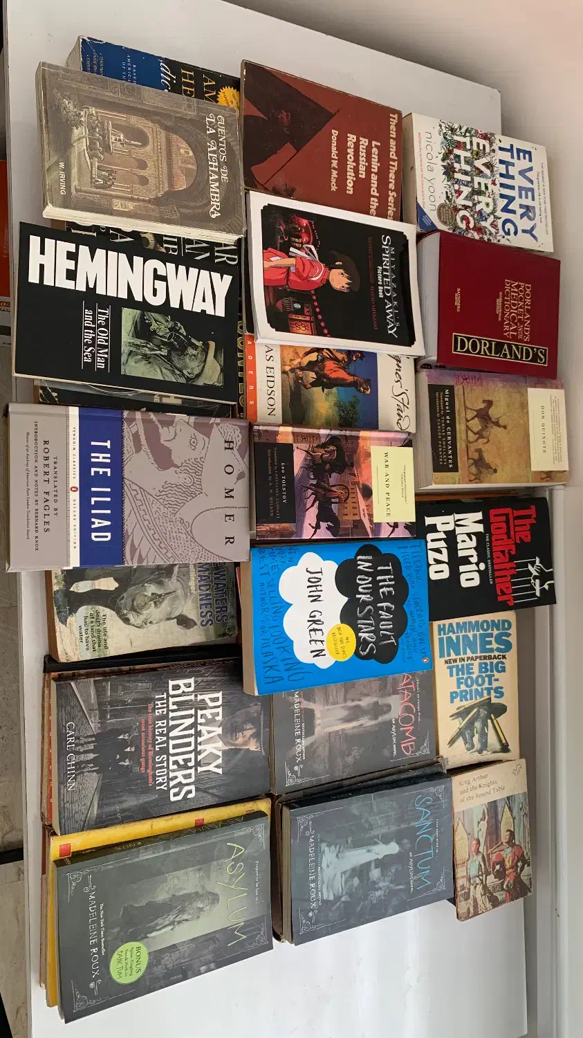 کتاب های رمان زبان انگلیسی|کتاب و مجله آموزشی|لاهیجان, کوی استادان|دیوار