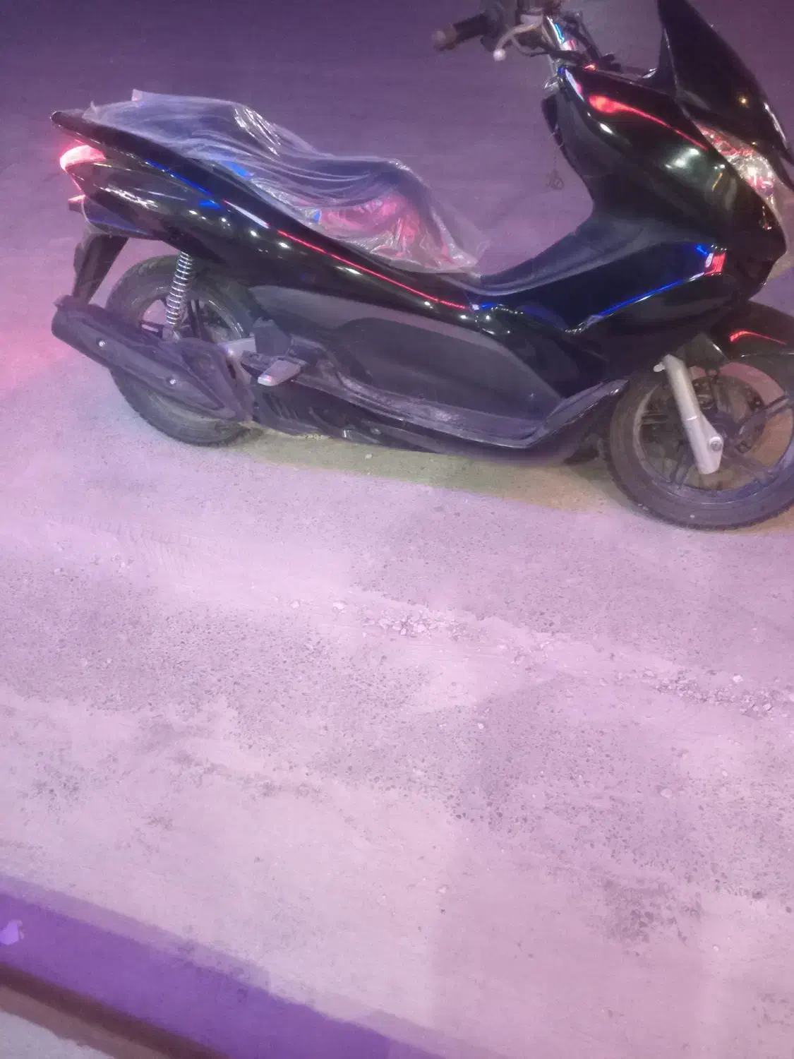 فروشی|موتورسیکلت|بندر دیر, |دیوار