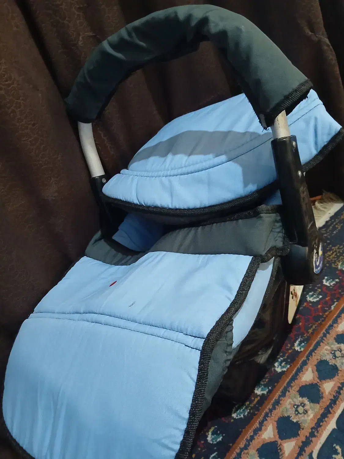 لالایی یا کریر|کالسکه و لوازم جانبی|خاش, |دیوار