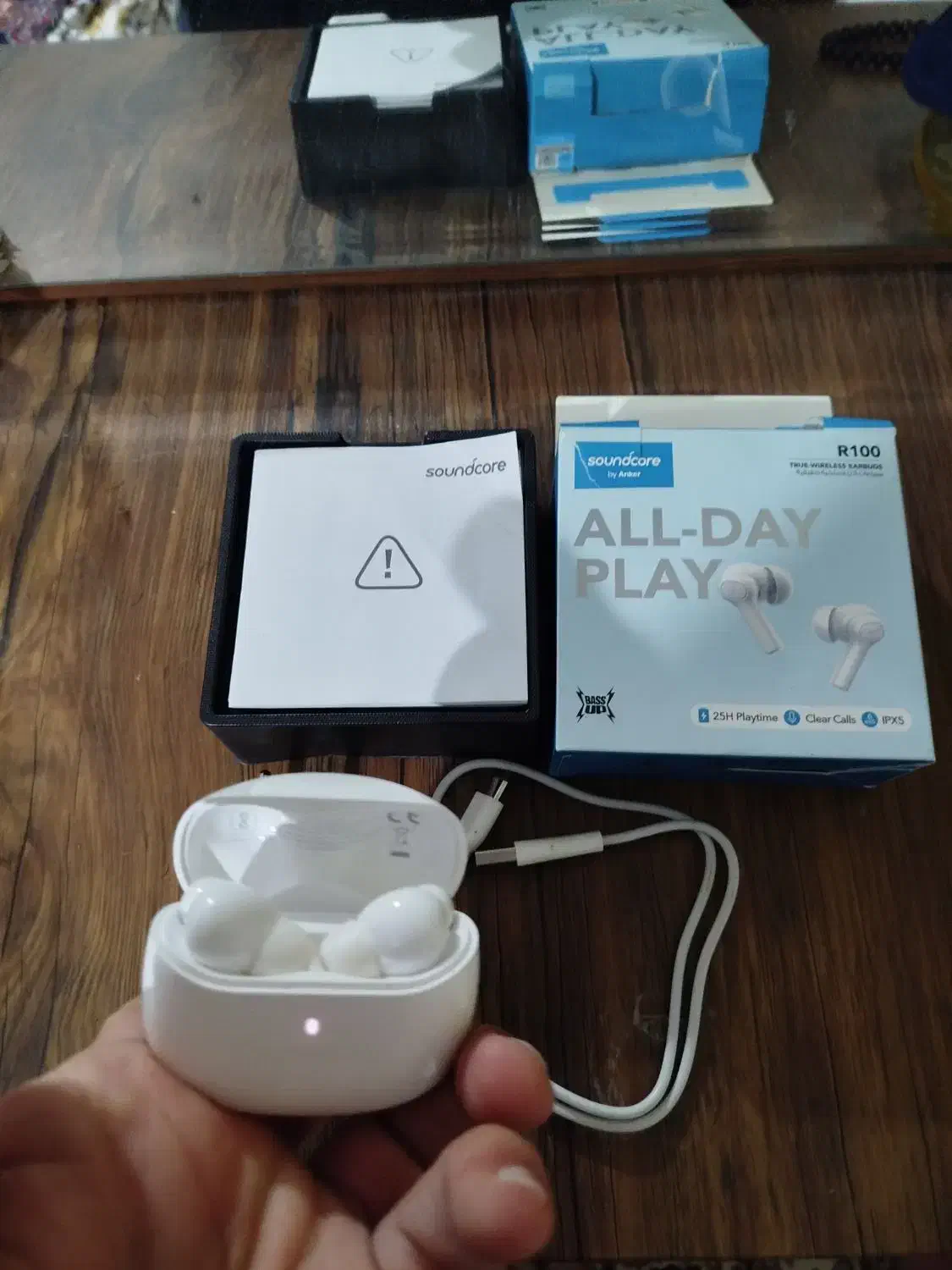 هندزفری بلوتوثی انکر r100|لوازم جانبی موبایل و تبلت|تهران, درختی|دیوار