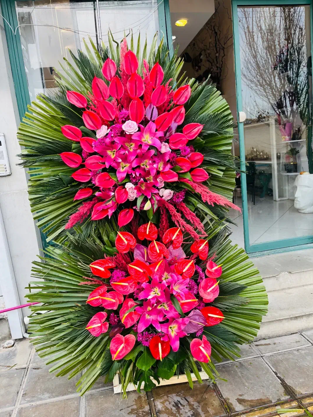 تاج افتتاحیه|گل و گیاه طبیعی|یزد, |دیوار