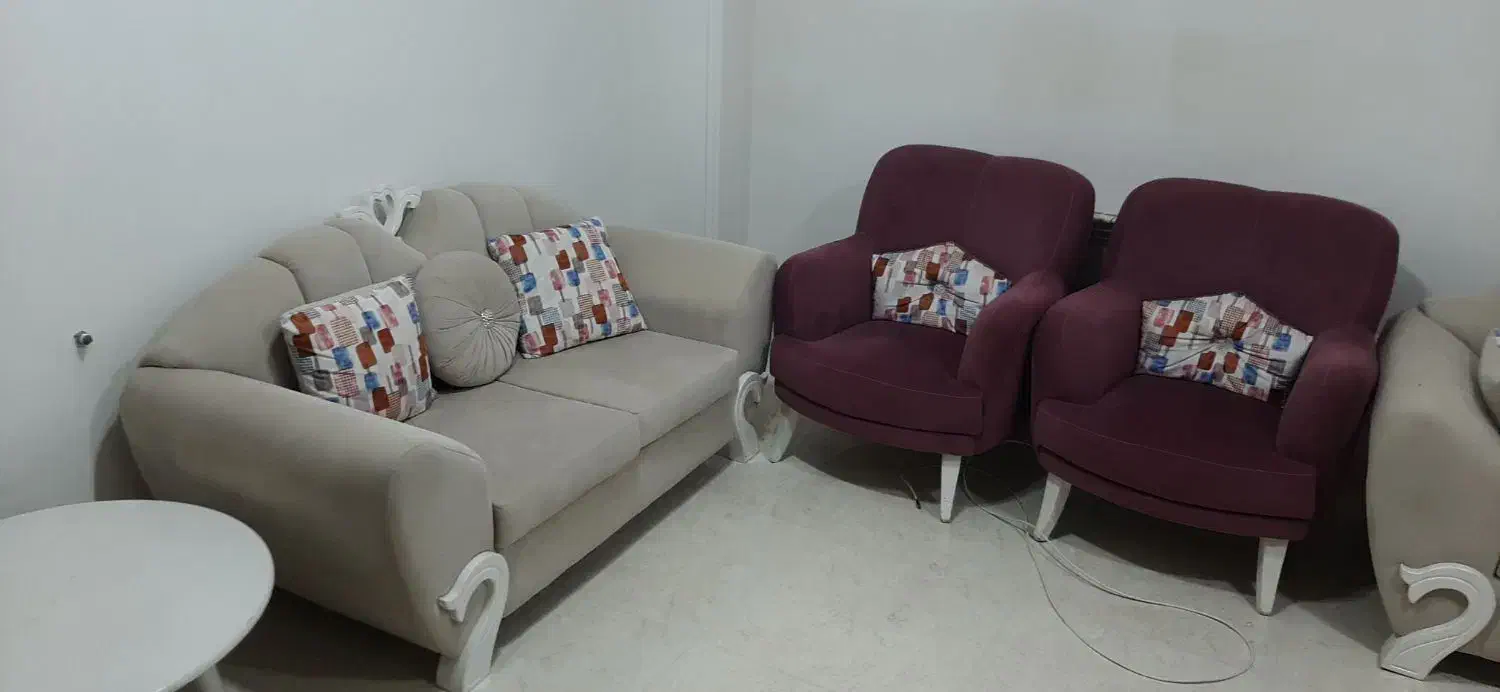 مبل راحتی ۷ نفره با جلو مبلی های رایگان|مبلمان خانگی و میز عسلی|ایلام, |دیوار