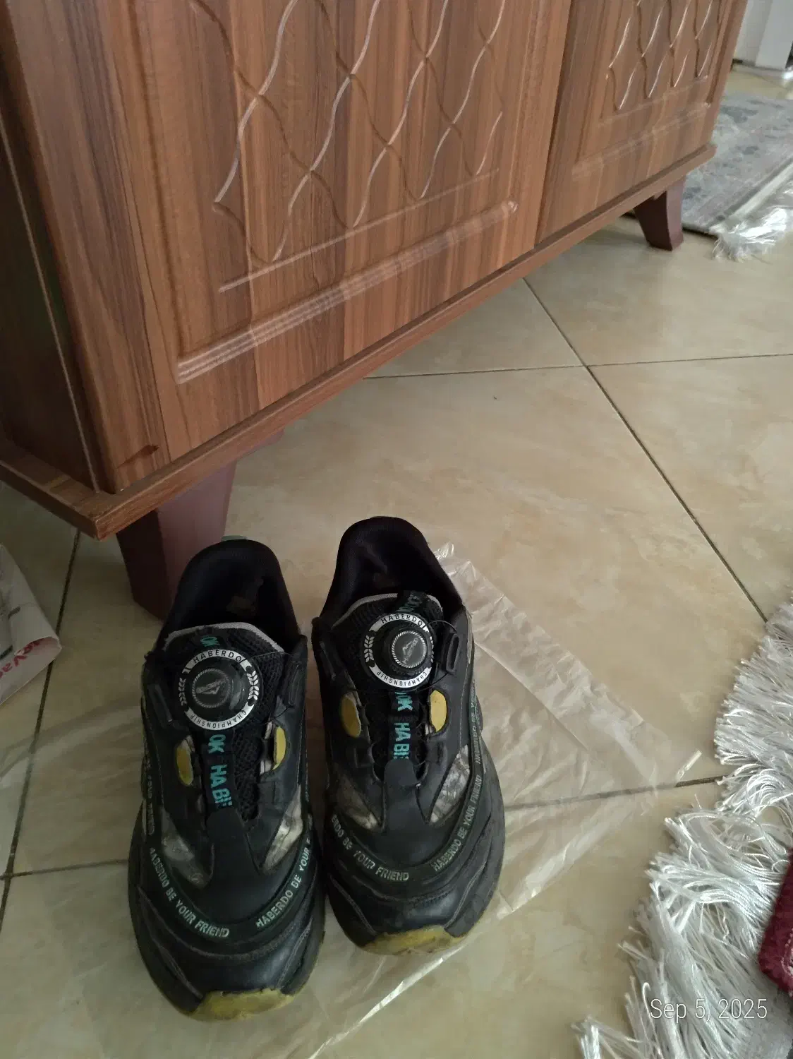 کفش وارداتی سایز ۳۶|کفش و لباس بچه|اراک, |دیوار