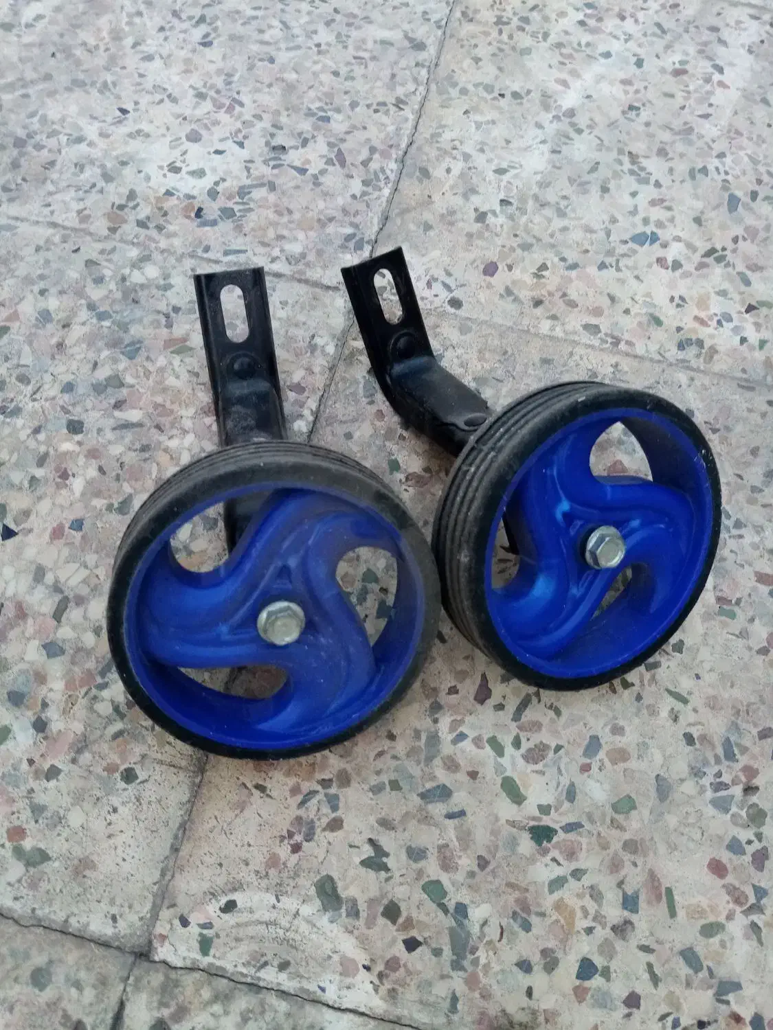 دوچرخه سایز 12|دوچرخه، اسکیت، اسکوتر|اهواز, فاز ۱ پادادشهر|دیوار