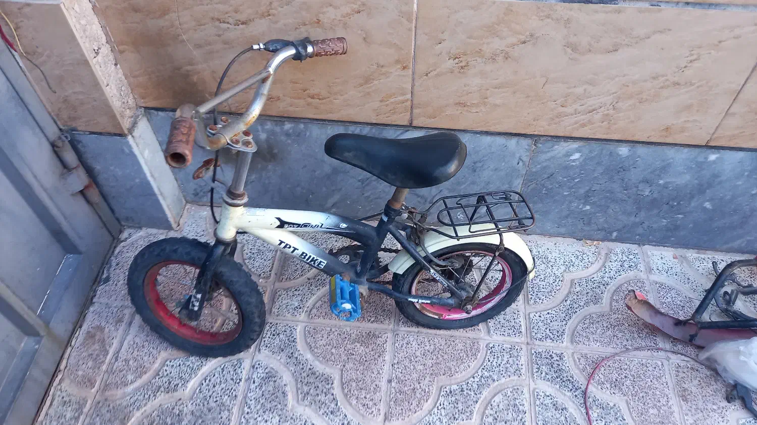 دوعدد دوچرخه بچگانه|دوچرخه، اسکیت، اسکوتر|قزوین, |دیوار