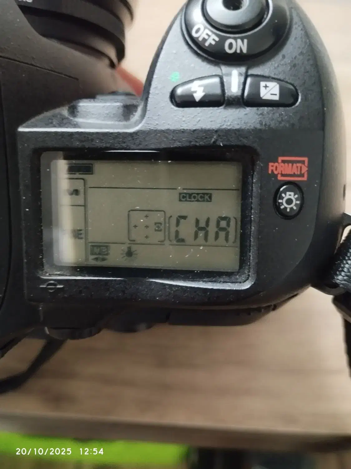 دوربین عکاسی NIKON MB-D100|دوربین عکاسی و فیلم‌برداری|تهران, گمرک|دیوار