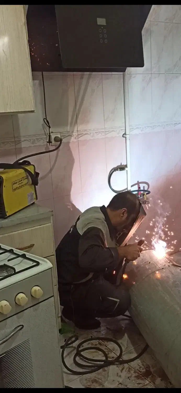 جوشکاری تعمیر آبگرمکن درمحل شما|خدمات پیشه و مهارت|یزد, |دیوار