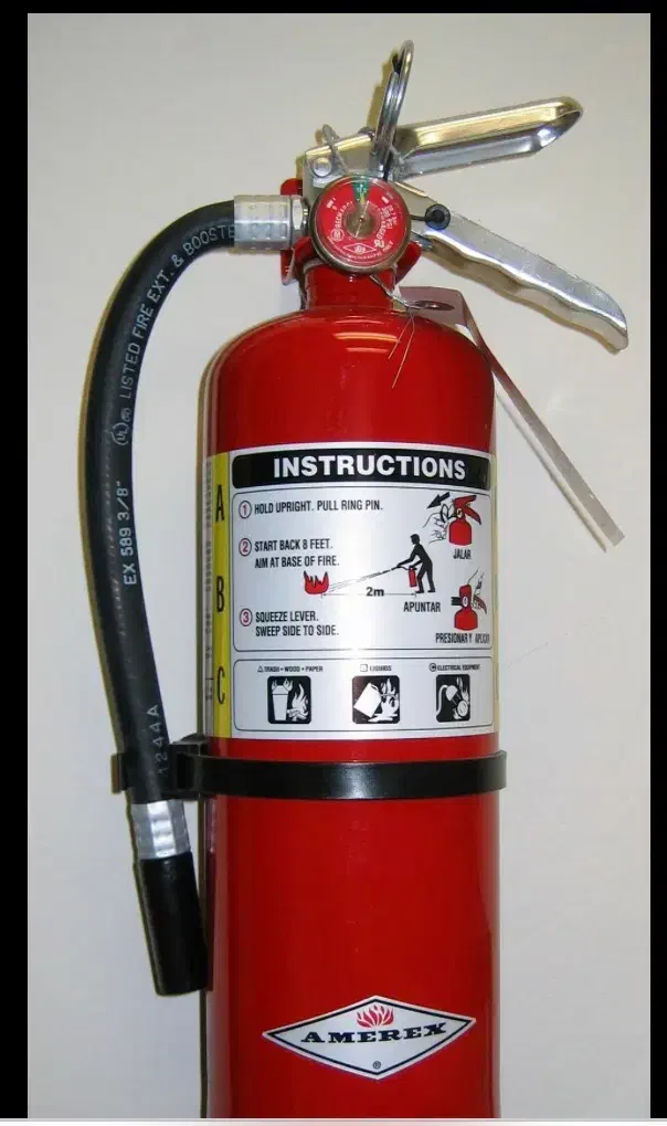 دفتر خصوصی منشی خانم با روابط عمومی بالا|استخدام اداری و مدیریت|خرمآباد, |دیوار