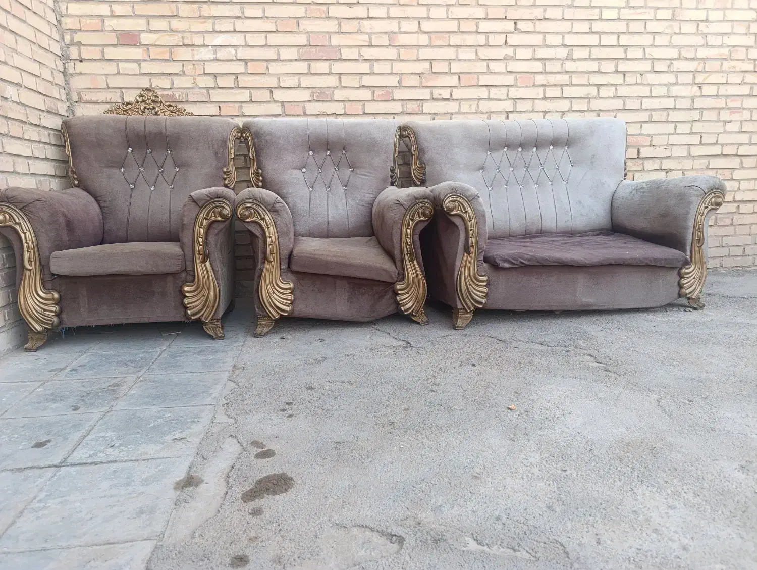 فروش ۴ عدد مبل|مبلمان خانگی و میز عسلی|شهرضا, |دیوار