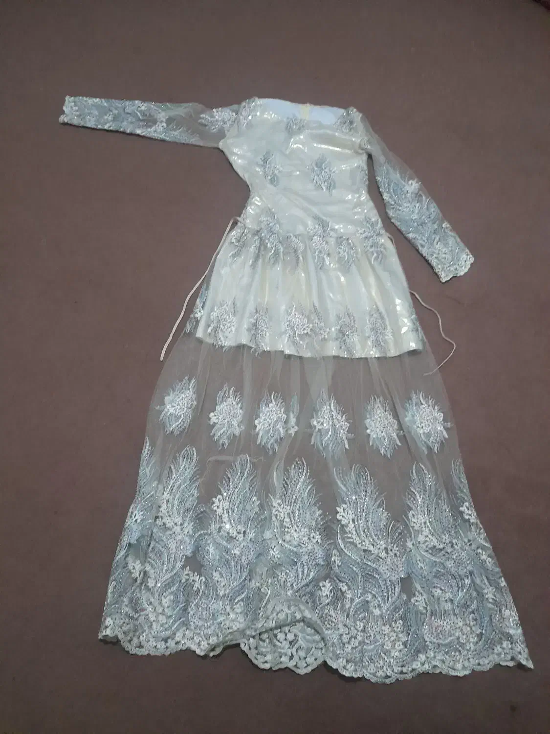 لباس سقزی|لباس|سنندج, |دیوار