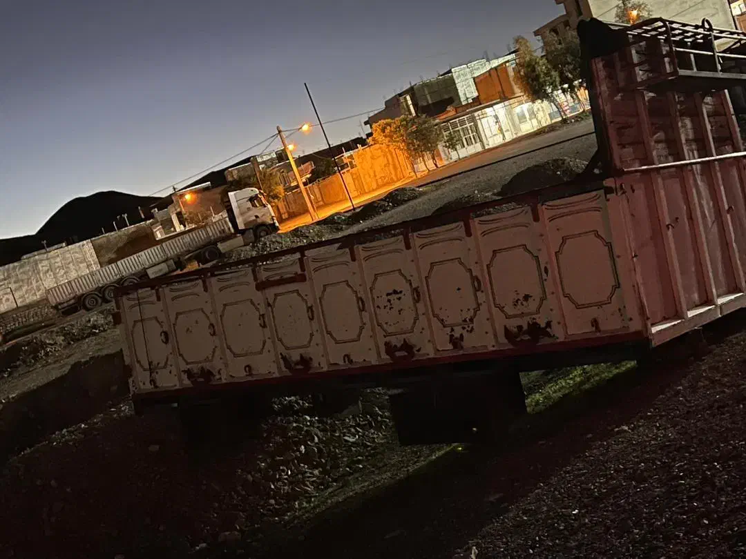 اتاق 6تن|خودرو سنگین|آبدانان, |دیوار