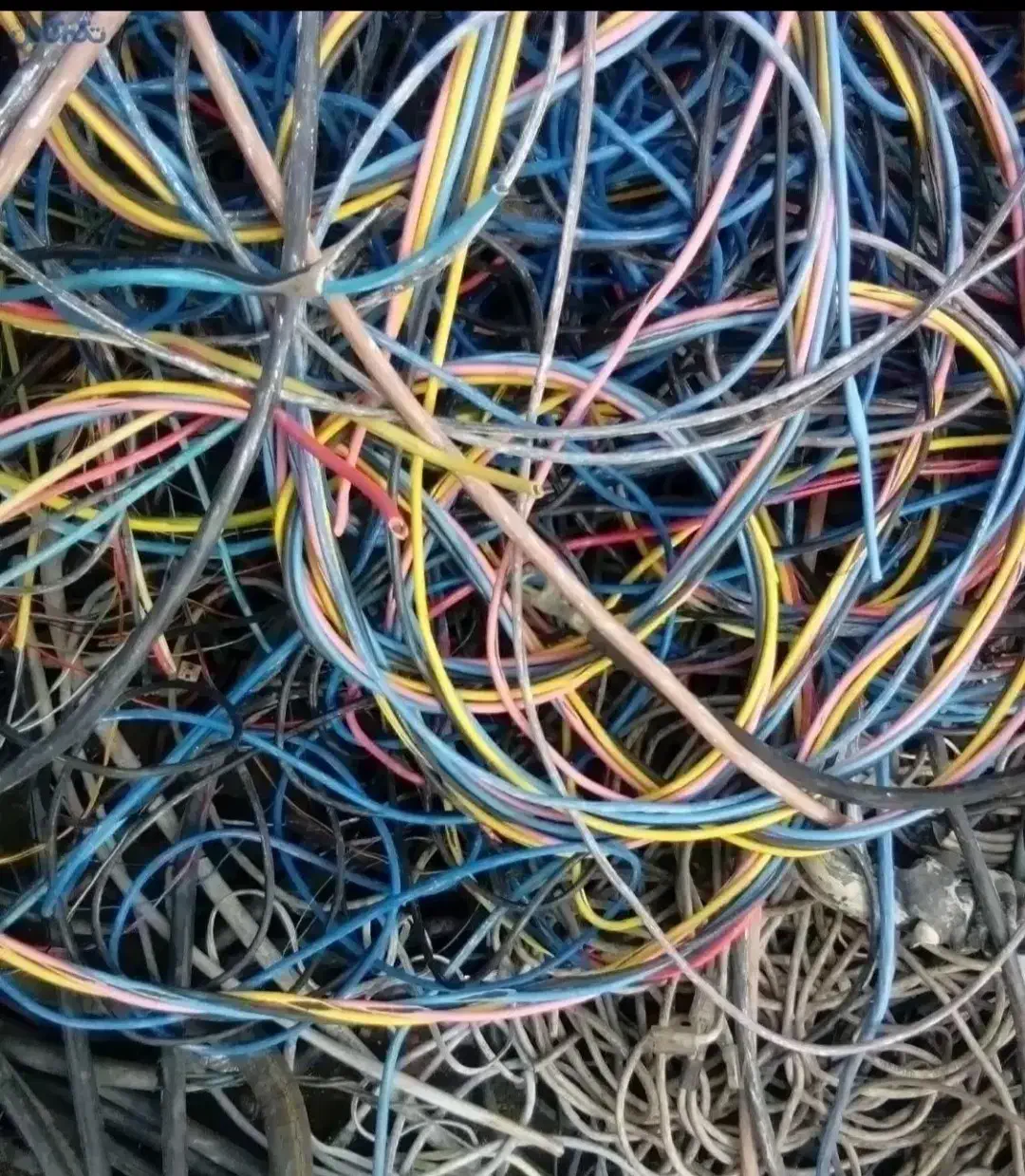 خریدار خریدفروش کابل الومینیومی سیم کابل مسی برنج|عمدهفروشی|تهران, نازیآباد|دیوار