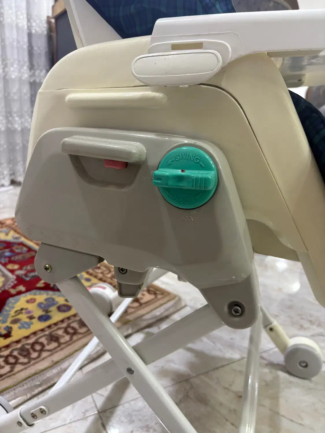 صندلی غذای خارجی|تخت و صندلی بچه|شهریار, کردزار|دیوار