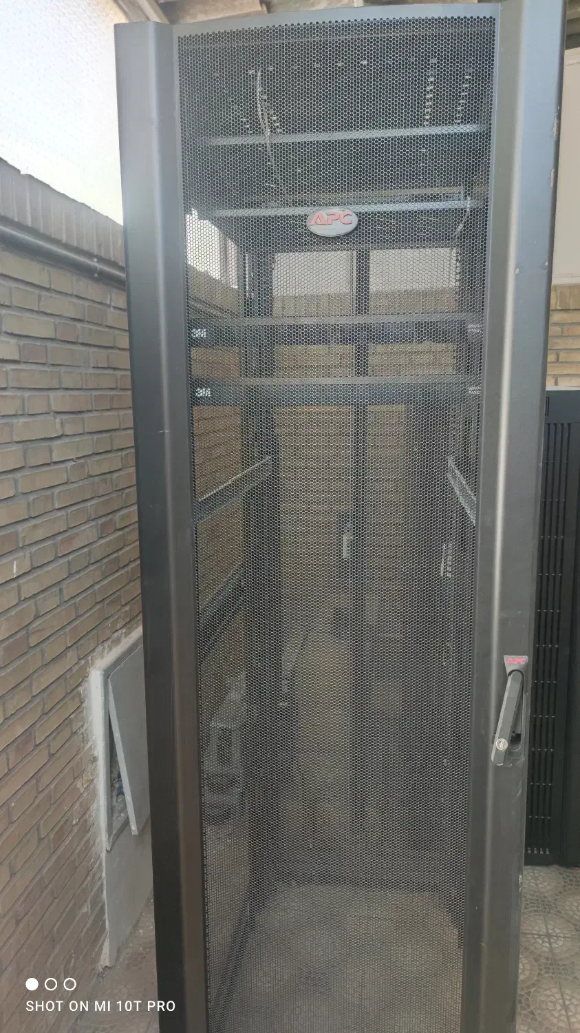 رک سرور  مدل APC|قطعات و لوازم جانبی رایانه|سیرجان, |دیوار