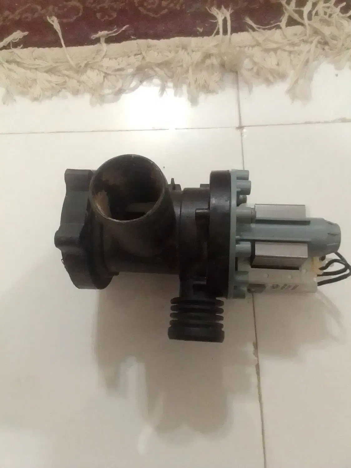 موتورتخلیه کن ماشین لباسشویی|ماشین لباسشویی و خشککن لباس|رشت, سلیمانداراب|دیوار