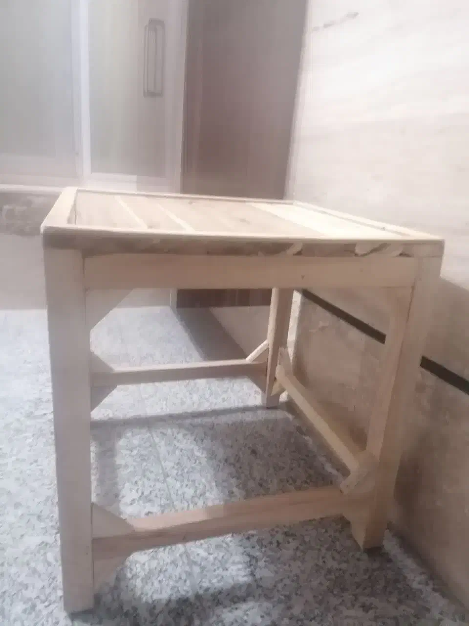 کرسی چوبی|بخاری، هیتر، شومینه|خمینی‌شهر, |دیوار