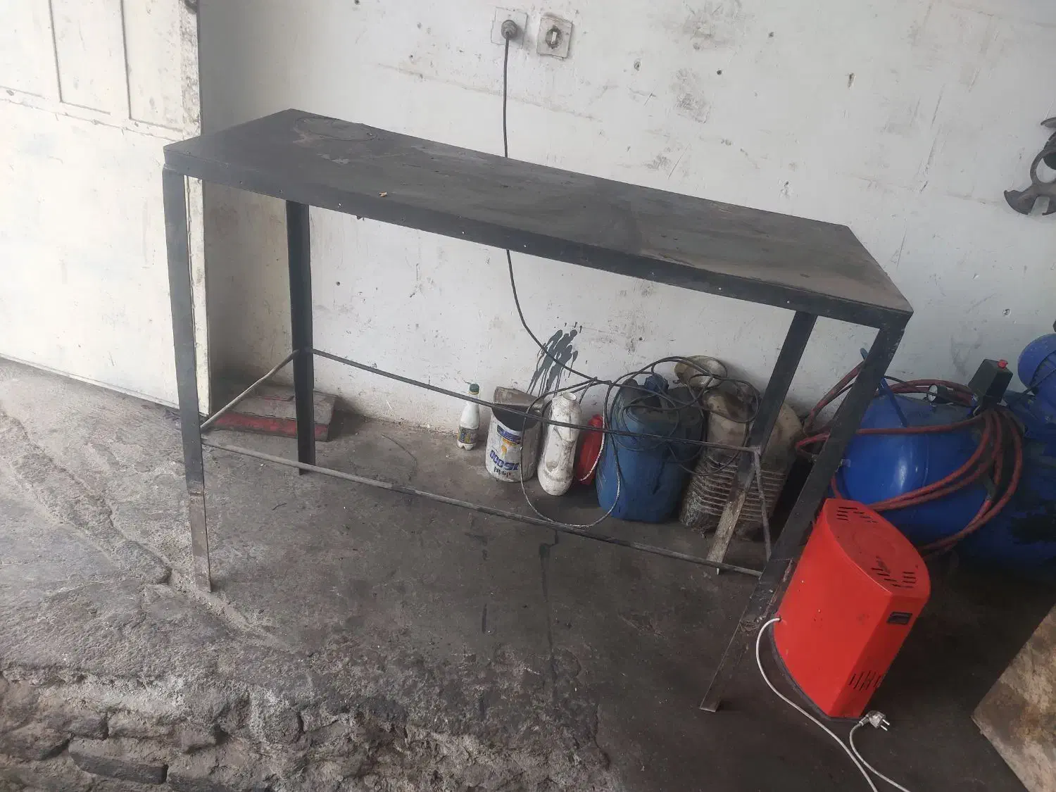 میزکار|ابزارآلات|دورود, |دیوار