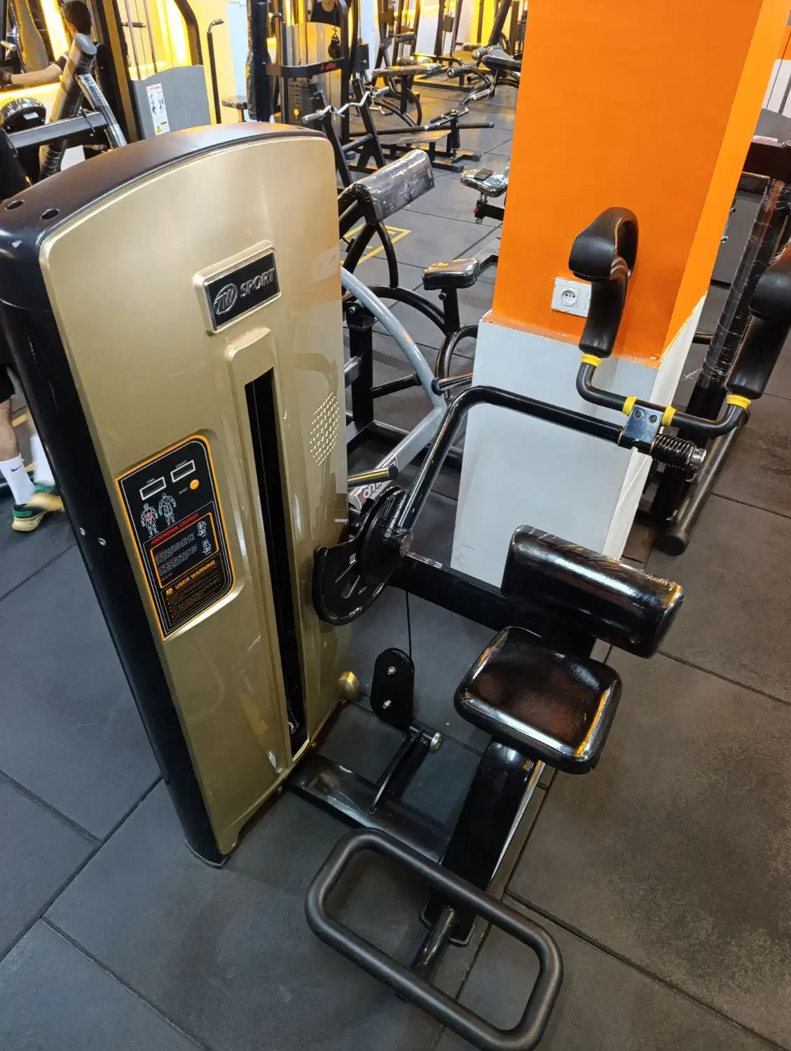 دستگاه های بدنسازی در حد نو|تجهیزات ورزشی|پرند, فاز ۴|دیوار