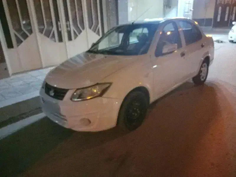 ساینا سفید 1401|خودرو سواری و وانت|شاهینشهر, شهرک گلدیس|دیوار