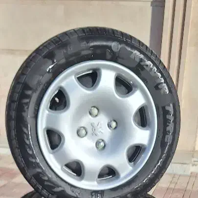 لاستیک ۱۸۵...۱۴|قطعات یدکی و لوازم جانبی|الیگودرز, |دیوار