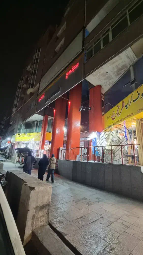 فروش مغازه ۱۴۰ متری در آذربایجان|فروش مغازه و غرفه|تهران, آذربایجان|دیوار