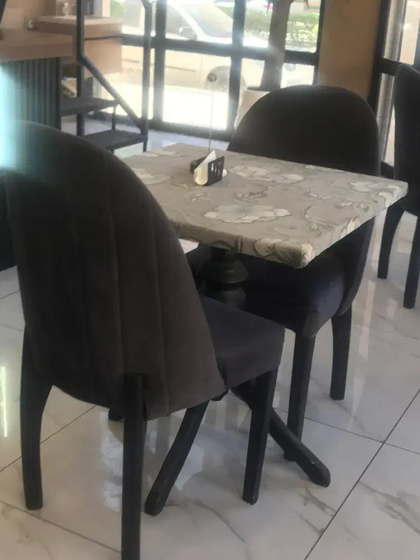 میز و صندلی تمام چوب|کافیشاپ و رستوران|اهواز, کیان اباد|دیوار