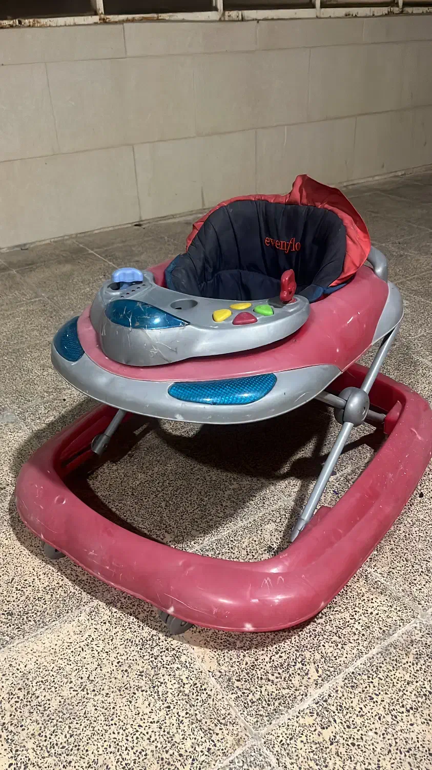 روروئک|اسباب و اثاث بچه|ایذه, |دیوار