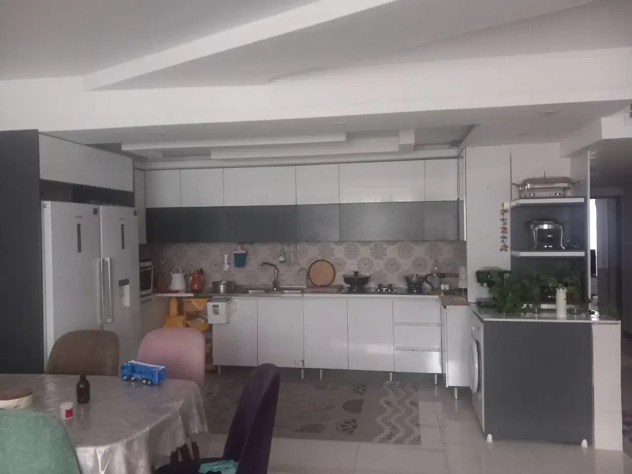 آپارتمان ۱۳۵ متری ، نادر|فروش آپارتمان|شیراز, فخرآباد (دروازه کازرون)|دیوار