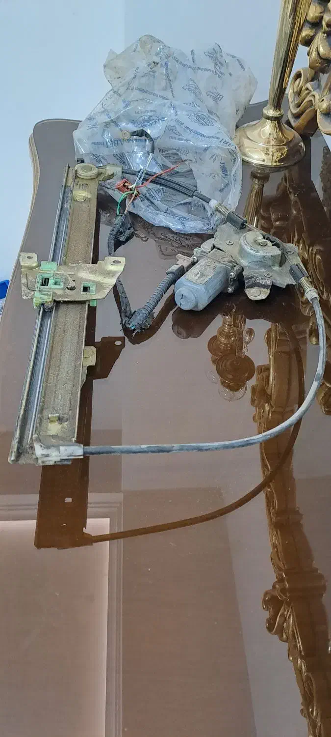 بالابر شیشه زانتیایی|قطعات یدکی و لوازم جانبی|نسیمشهر, |دیوار