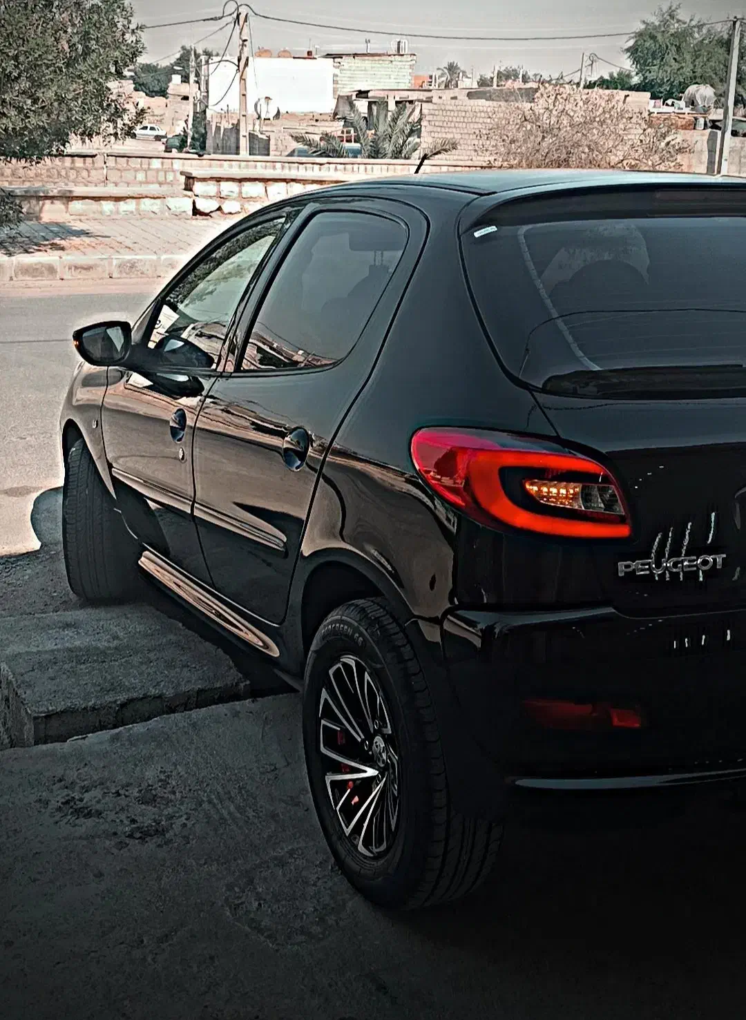 خدمات دیتیلینگ خودرو/پولیش/سرامیک/20 درصد تخفیف|خدمات موتور و ماشین|برازجان, |دیوار