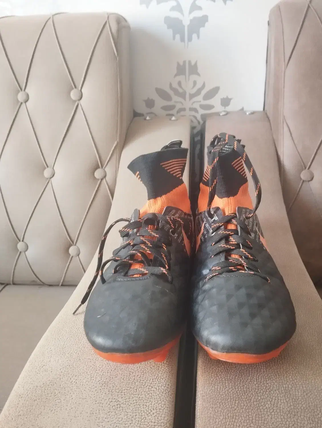 کفش چمن در حد نو|کیف، کفش، کمربند|نیشابور, شهرک بسیج|دیوار