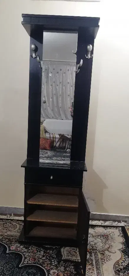 جاکفشی کمدی|جاکفشی، کمد، دراور|تهران, مینای شمالی (مخبر)|دیوار