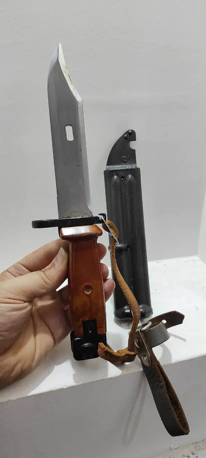 چاقو کاردسنگری قدیمی مناسب کوهنوردی کمپ ماشین|کلکسیون اشیاء عتیقه|دامغان, |دیوار