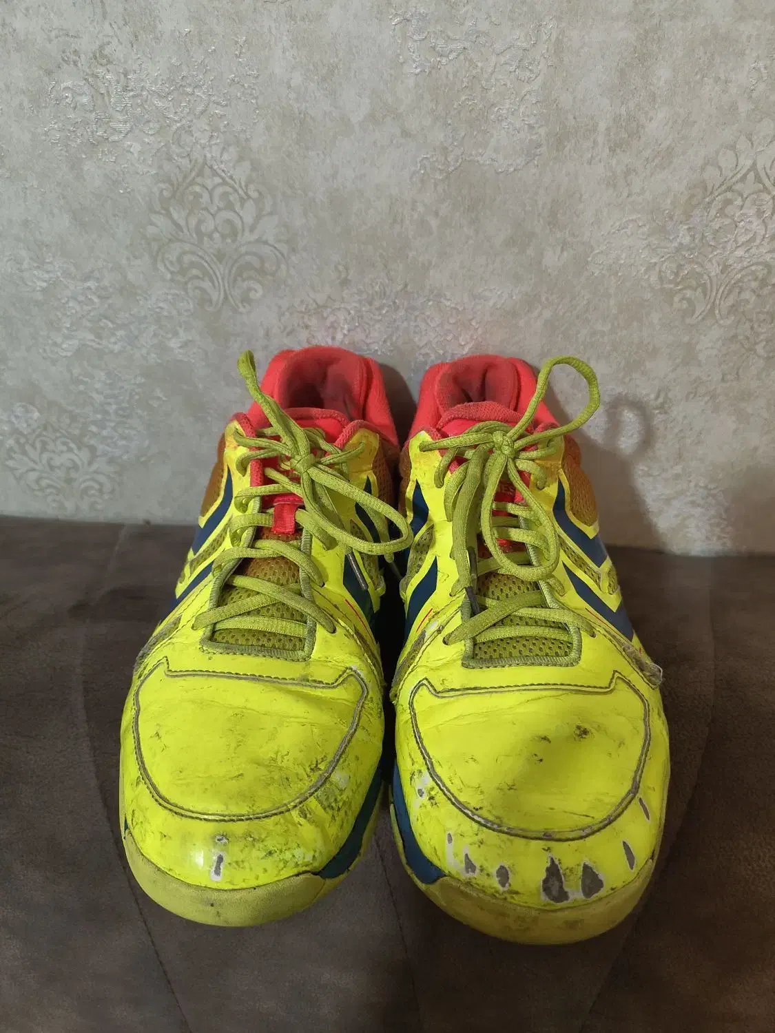 کفش فوتسال‌ کفی خفن|کیف، کفش، کمربند|کرمان, |دیوار