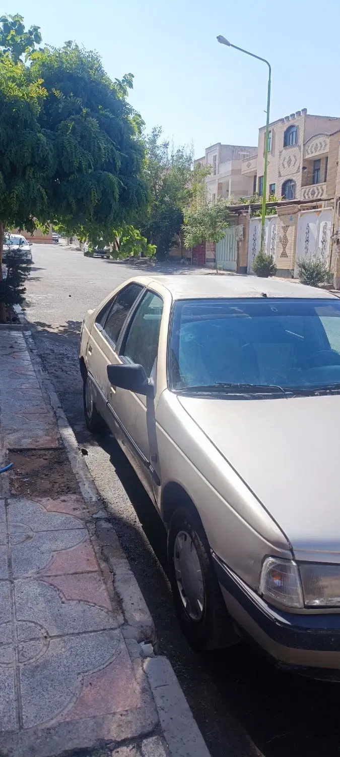 405مدل 83|خودرو سواری و وانت|فولادشهر, B7|دیوار