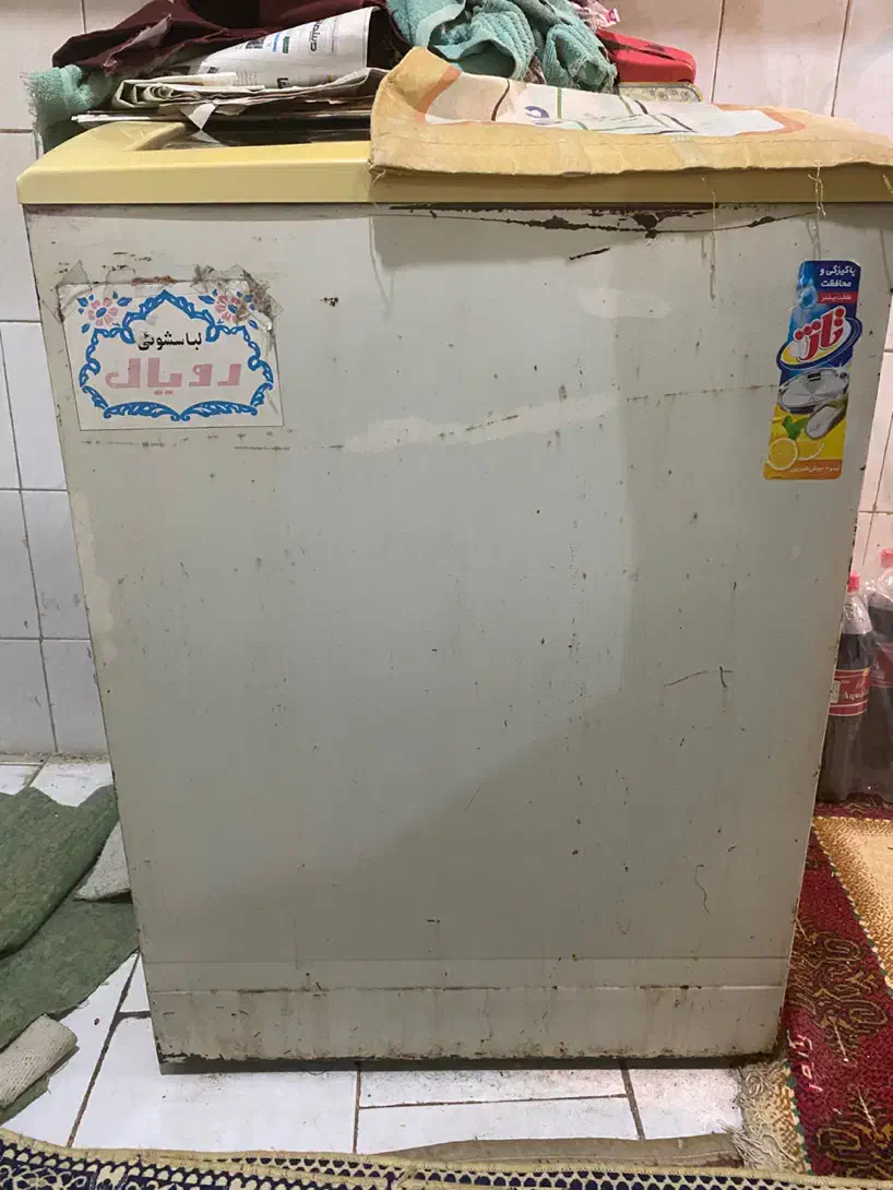 تلویزیون شهاب با میز چرخ گوشت|تلویزیون و پروژکتور|تهران, یاخجی آباد|دیوار