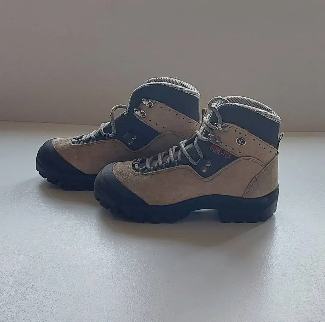 کفش|کوهنوردی و کمپینگ|تهران, ظفر|دیوار