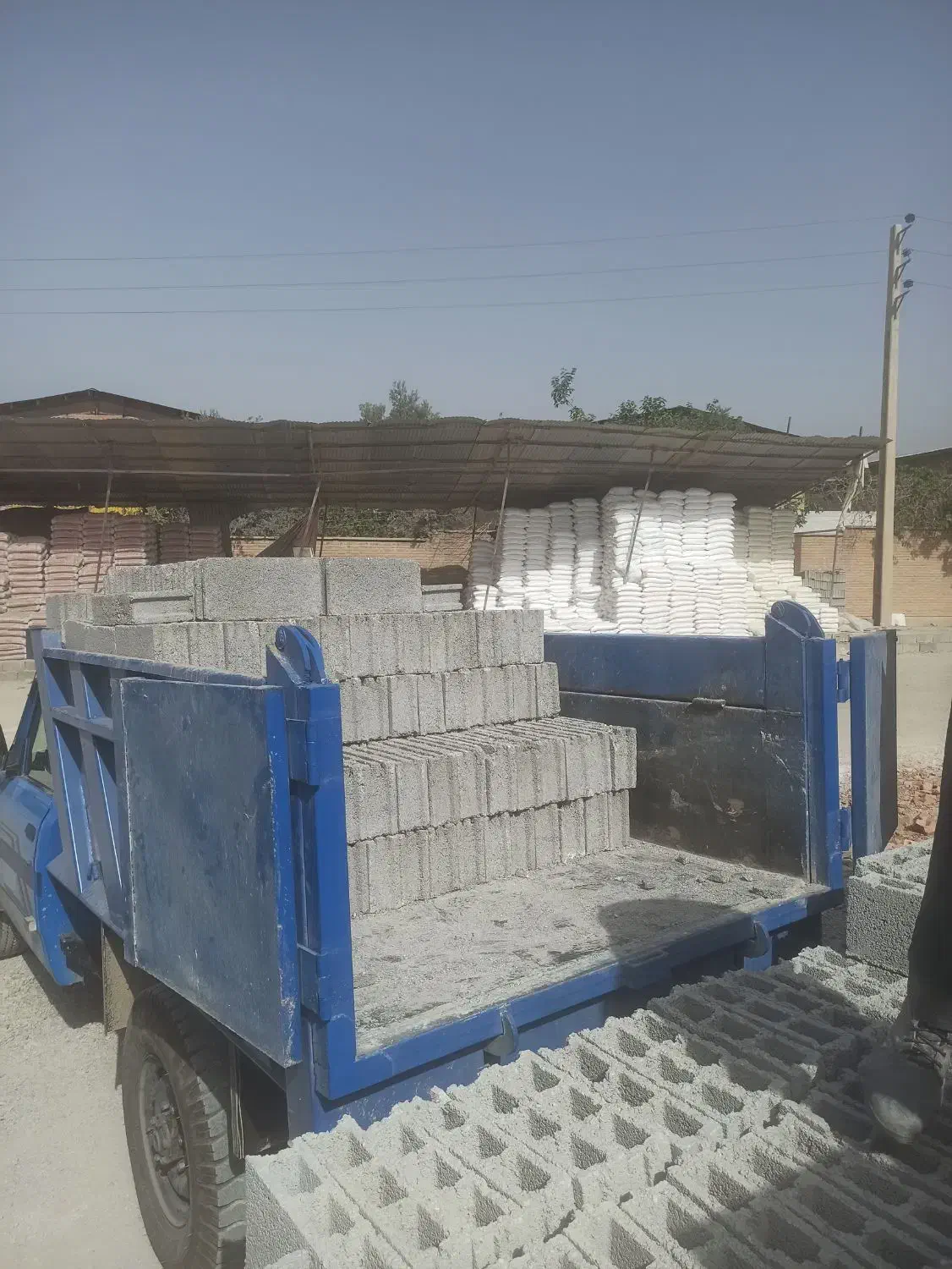 ** حمل نخاله و مصالح با خاور و نیسان **|خدمات حمل و نقل|تهران, صادقیه|دیوار