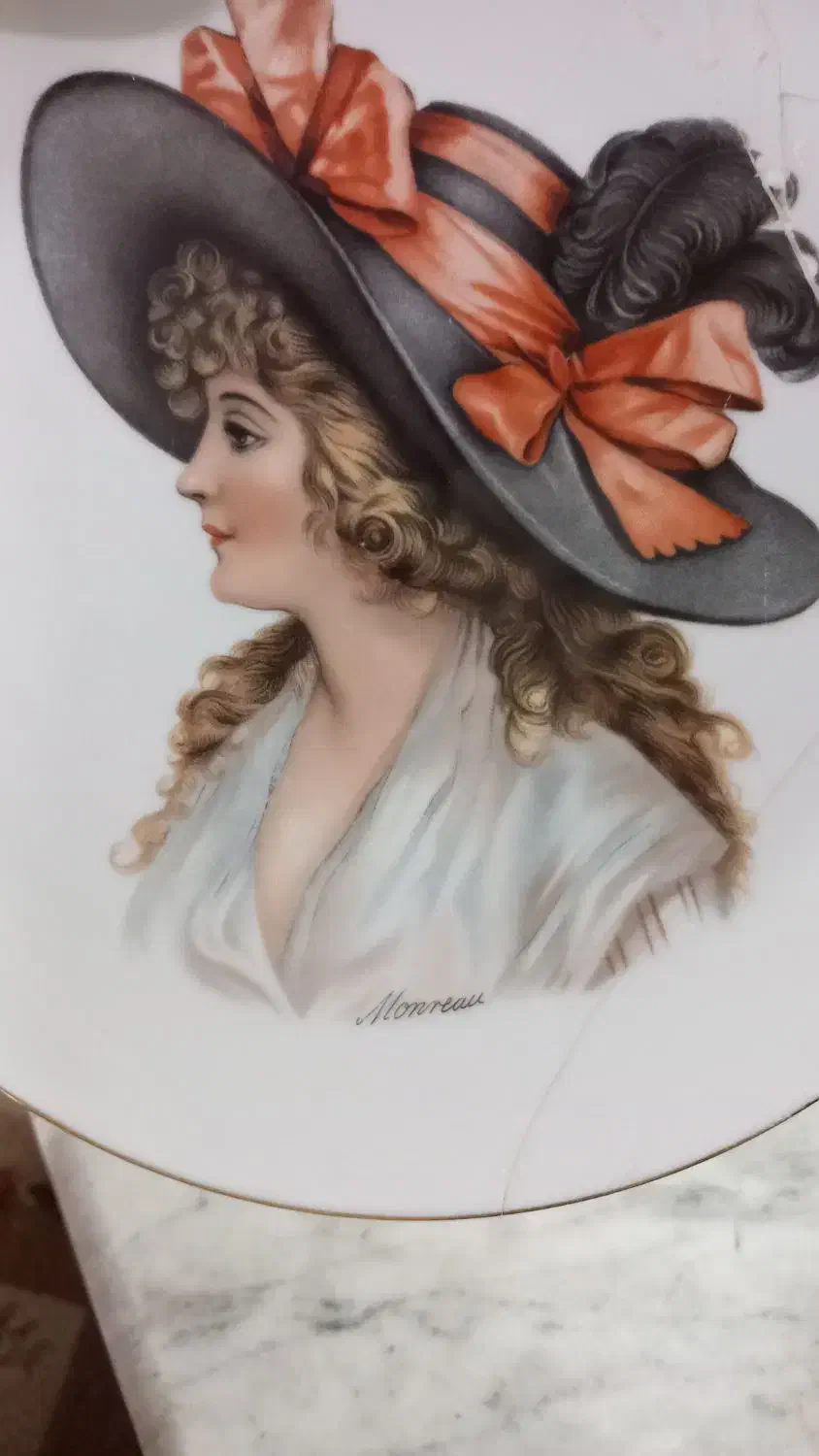 دکوری بشقاب قدیمی رخ فانتاسی بسیارزیبا و نو|کلکسیون اشیاء عتیقه|لاهیجان, انقلاب|دیوار