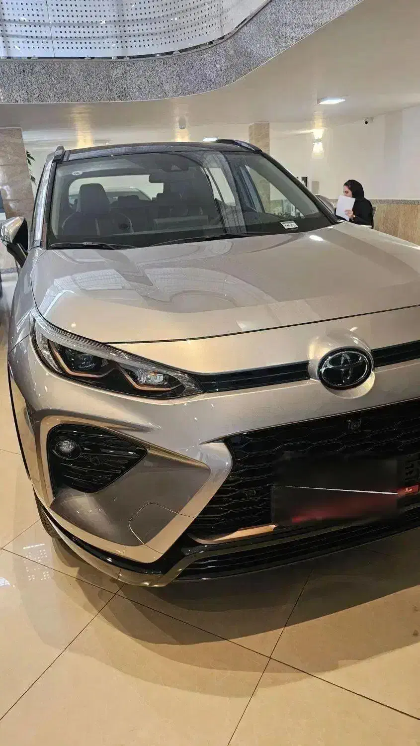 تویوتا وایلندر2025 خاکستری متالیک|خودرو سواری و وانت|تهران, باغ فیض|دیوار