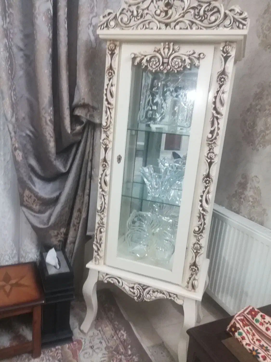 بوفه|بوفه، ویترین، کنسول|هشتگرد, ینگی امام|دیوار