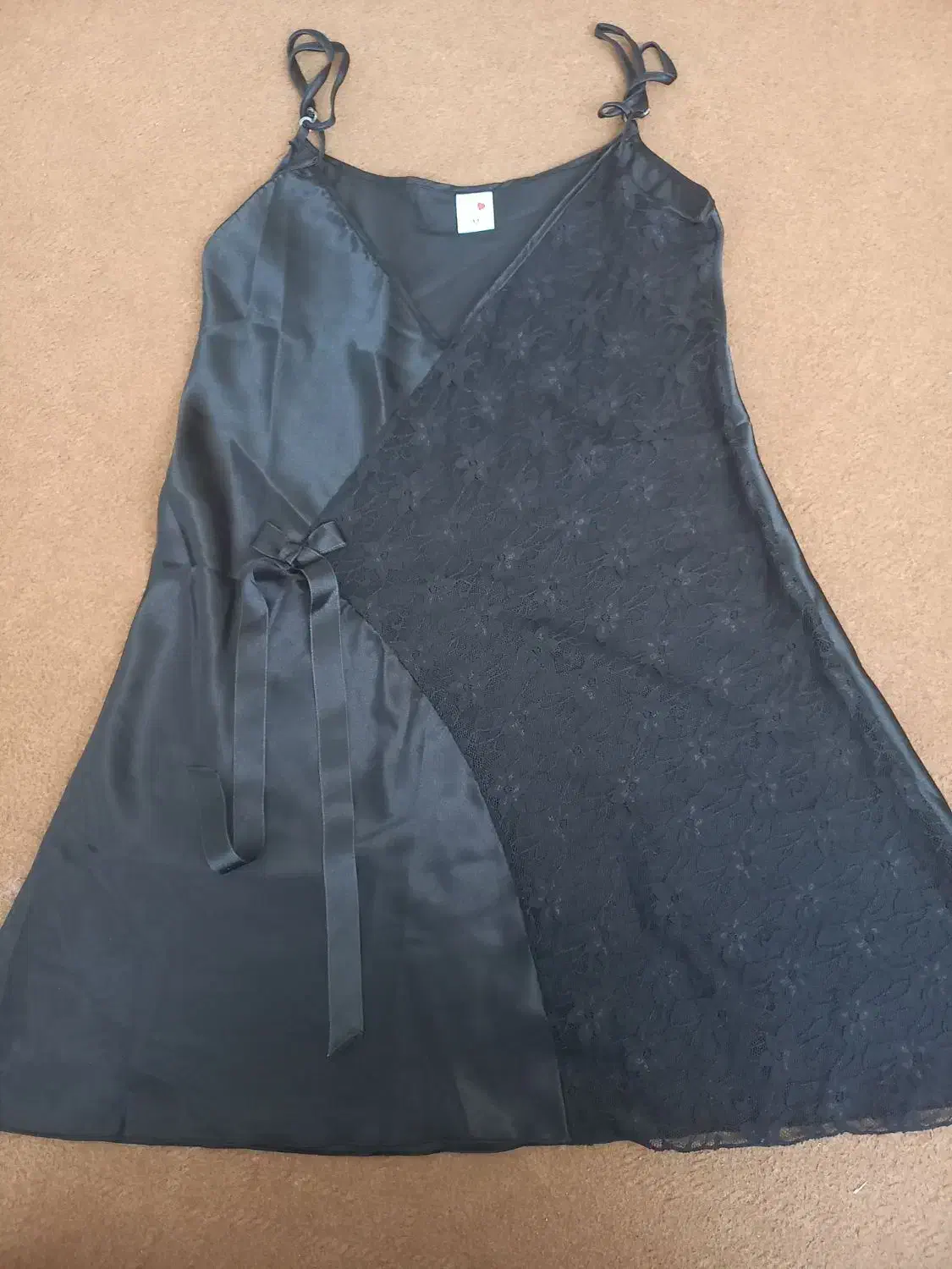 لباس خواب ترک|لباس|شاهینشهر, خانه کارگر|دیوار