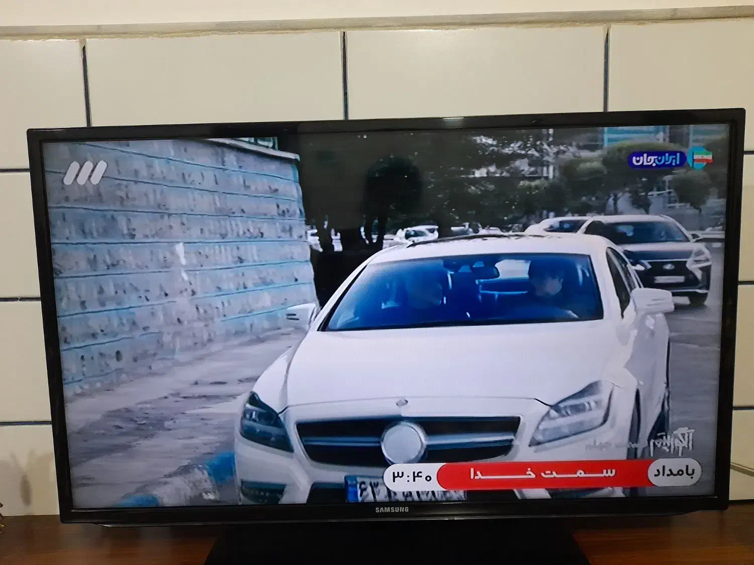 تلویزیون سامسونگ 40 اینچ|تلویزیون و پروژکتور|ساوه, |دیوار