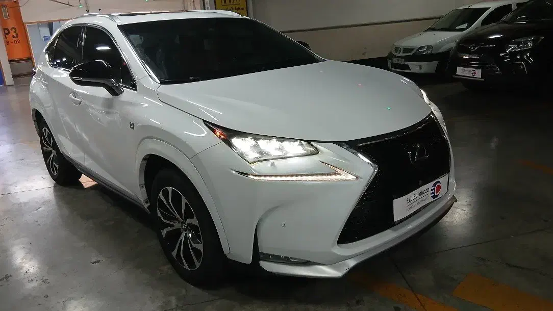 لکسوس NX200 2016 f sport|خودرو سواری و وانت|تهران, آبشار تهران (دریاچه)|دیوار