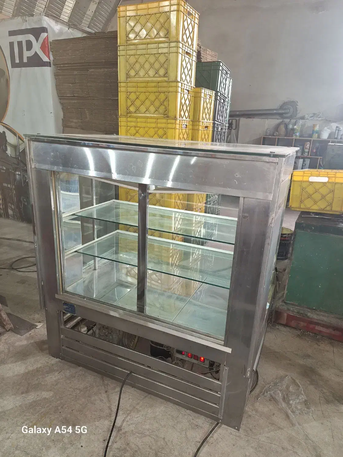 فروش شو کیک|فروشگاه و مغازه|رشت, دباغیان|دیوار