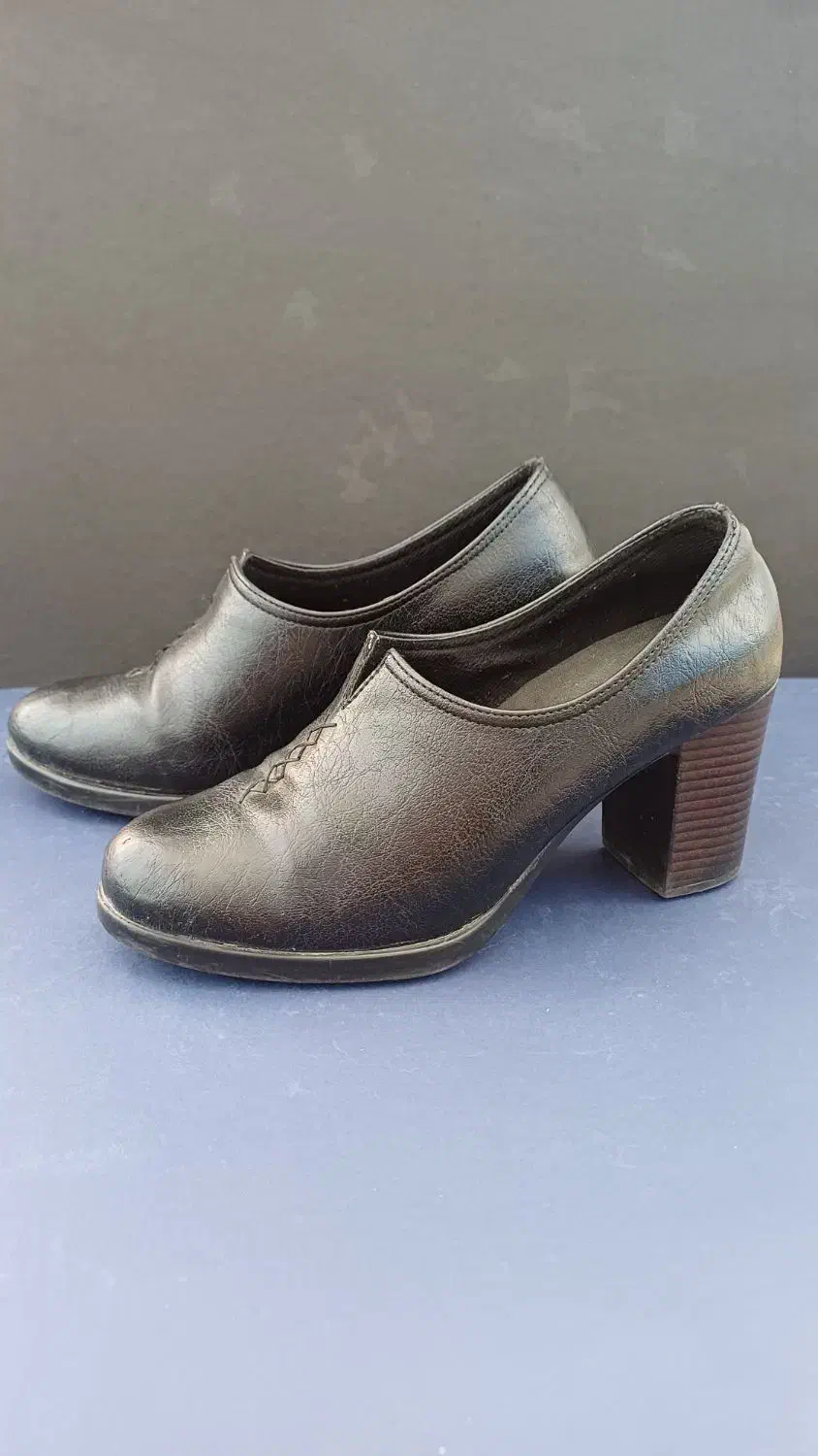 کفش سایز ۳۷|کیف، کفش، کمربند|بروجن, |دیوار