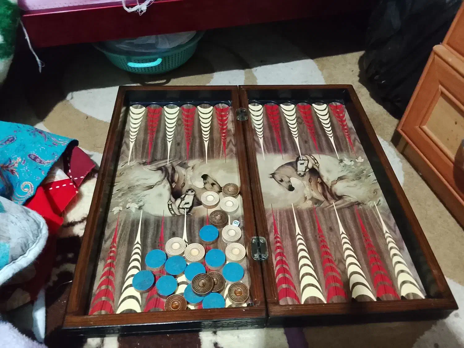 تخت نرد|کلکسیون اشیاء عتیقه|بم, |دیوار