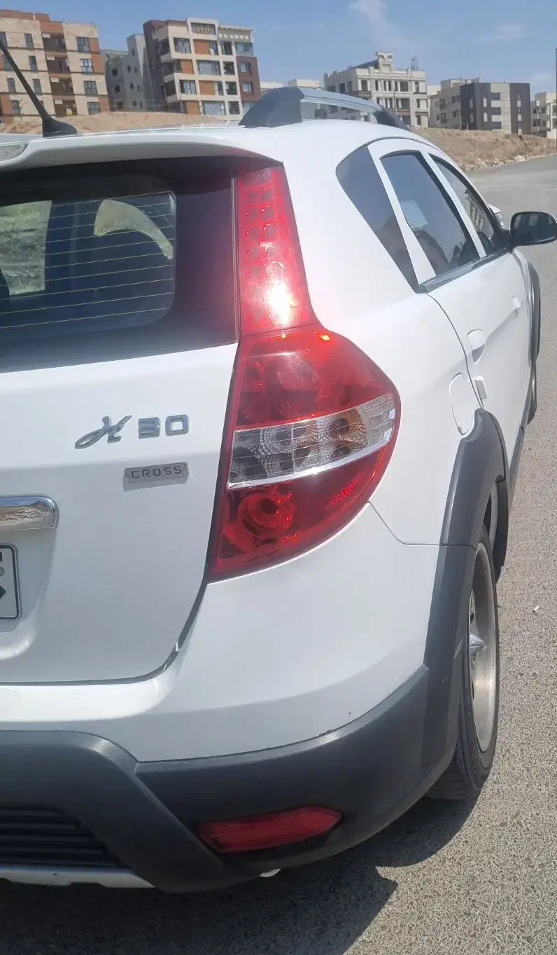 اچ سی کراس مدل ۹۸ (h30)|خودرو سواری و وانت|پردیس, شهرک صنعتی خرمدشت فاز ۷|دیوار