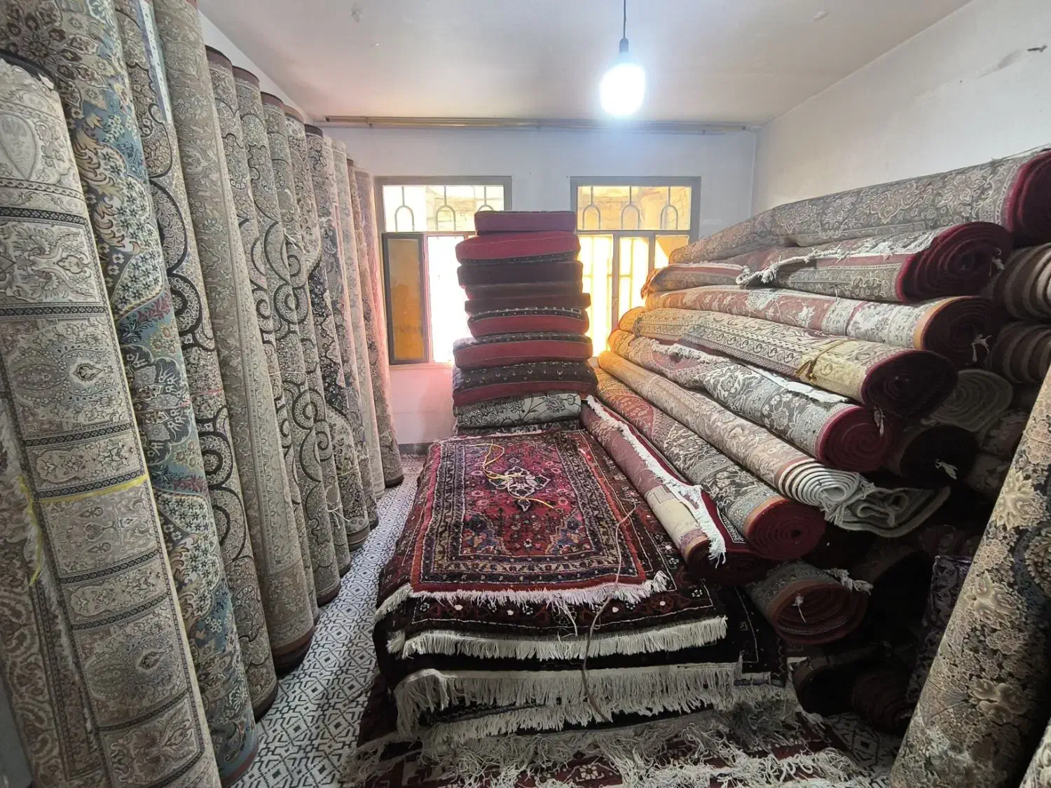 مرکز خرید   فرش نو و درحدنو|فرش|ساوه, |دیوار