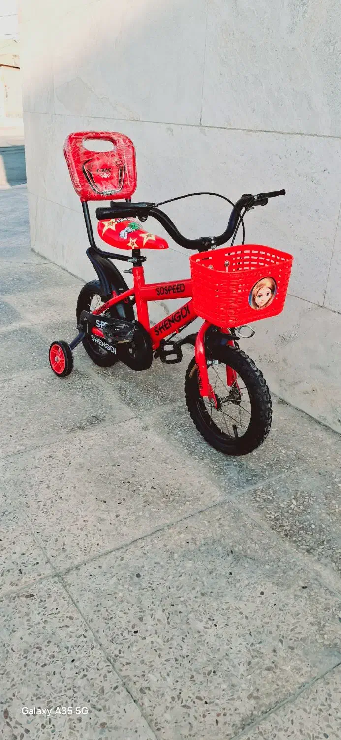 دوچرخه سایز۱۲ پسرونه مرتب و اسپرت می باشد|دوچرخه، اسکیت، اسکوتر|اهواز, شهرک برق|دیوار